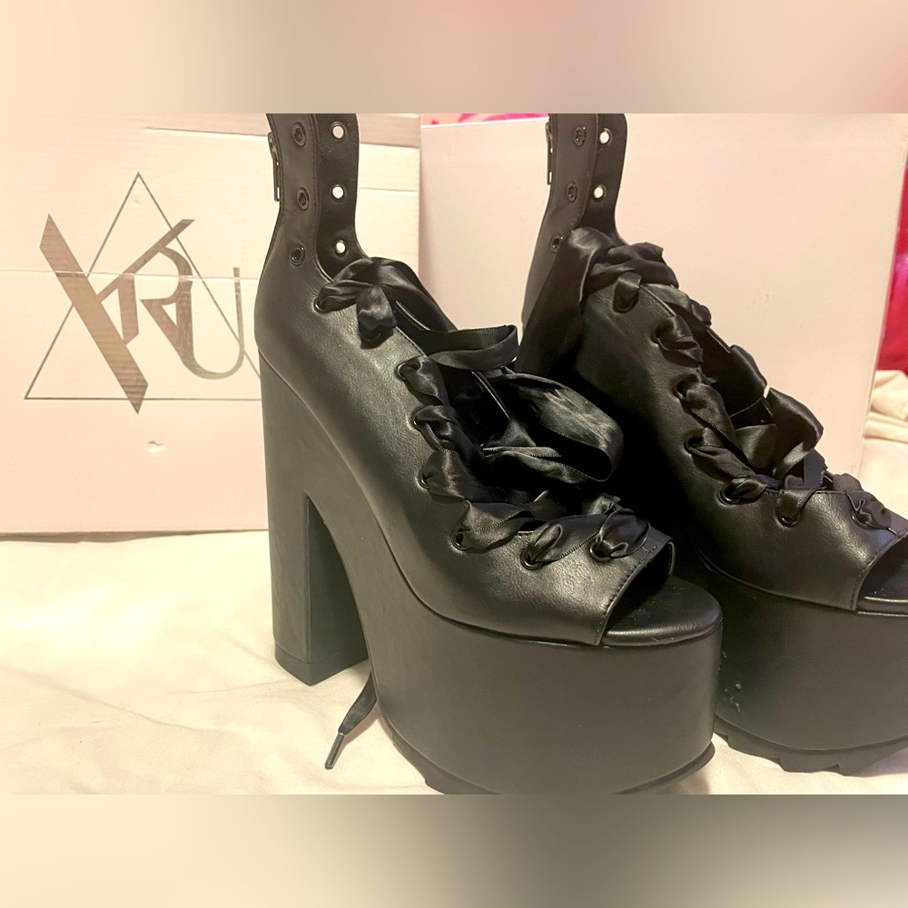 YRU Black Ballet Bae Platform Heels